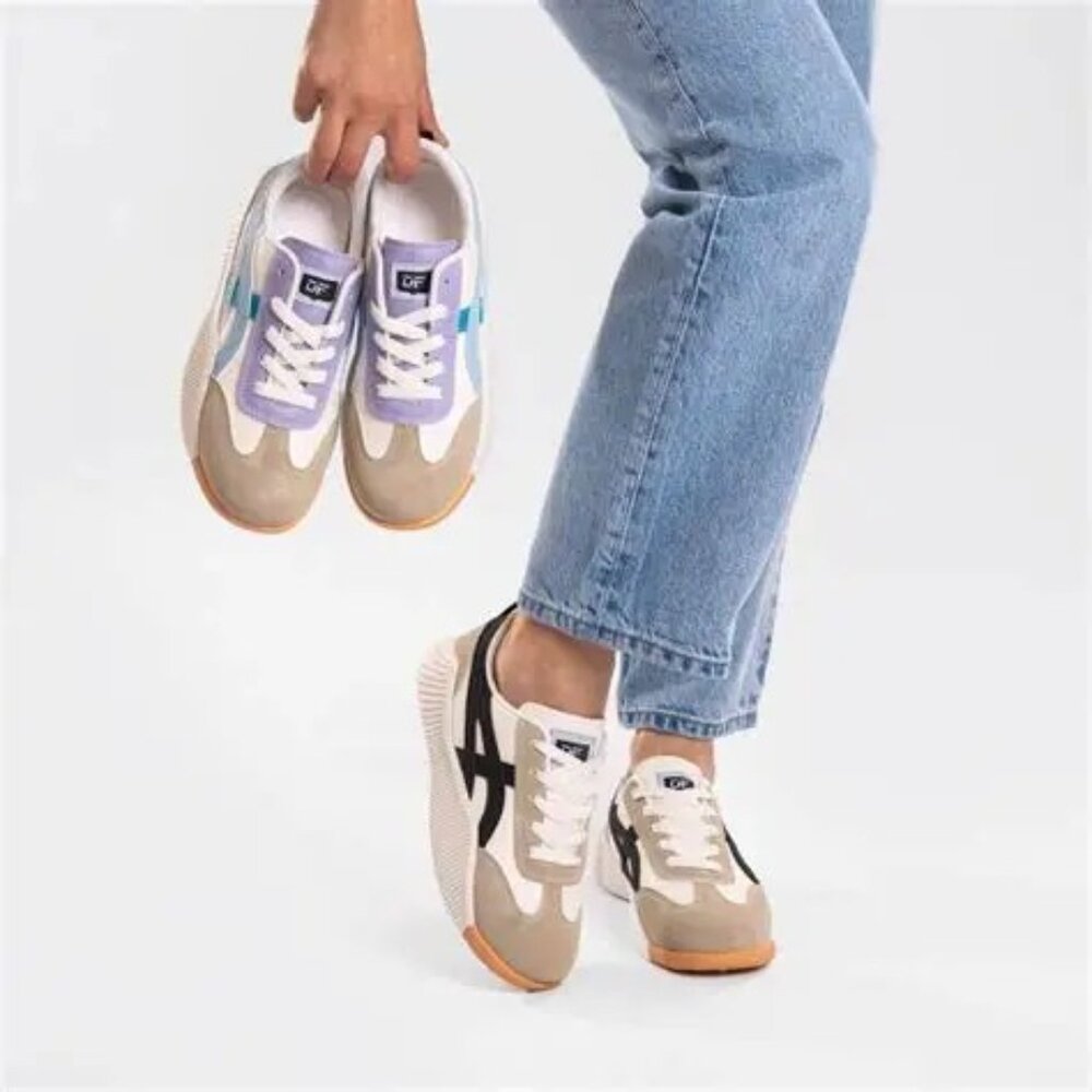 De Florence Women's Athletic Shoes in Cream and Purple